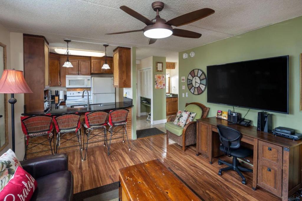 Heart Of Waikiki,1Bdrm,Free Parking, Wifi,No Resort Fees,Youtube,Netflix ! Гонолулу Екстер'єр фото