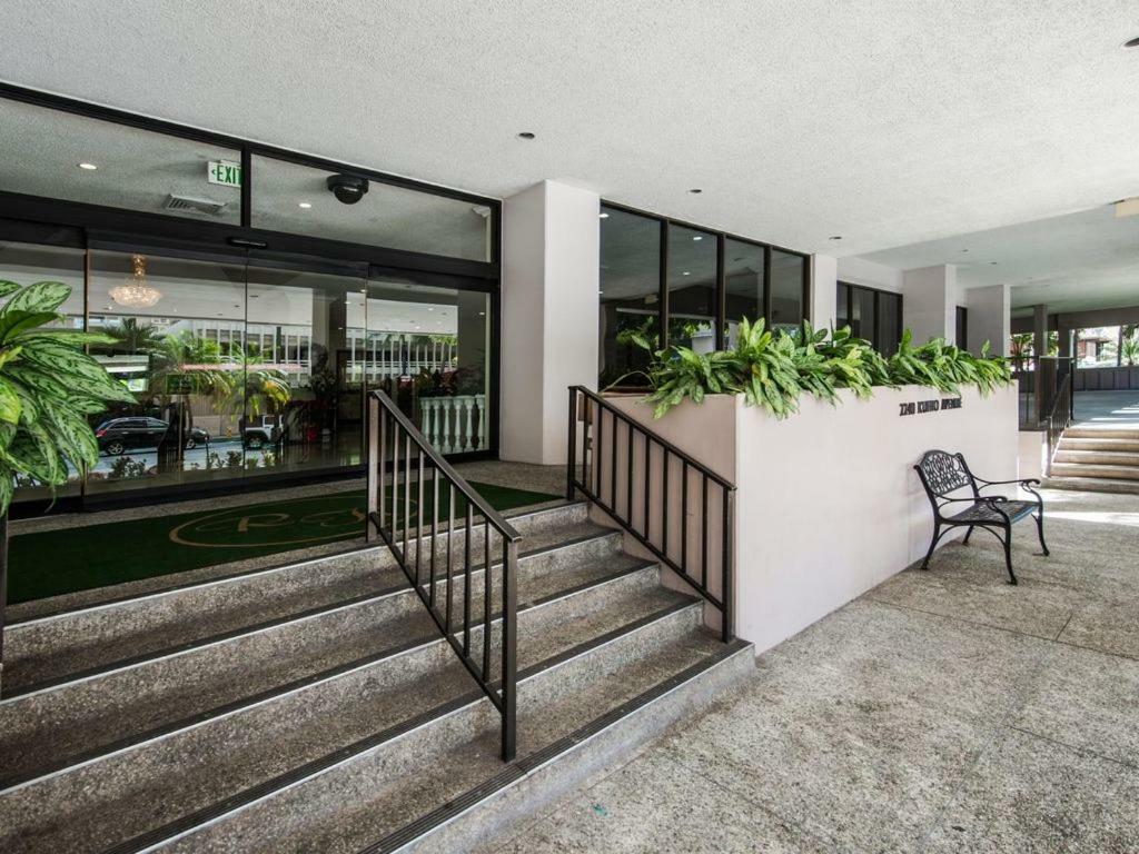 Heart Of Waikiki,1Bdrm,Free Parking, Wifi,No Resort Fees,Youtube,Netflix ! Гонолулу Екстер'єр фото