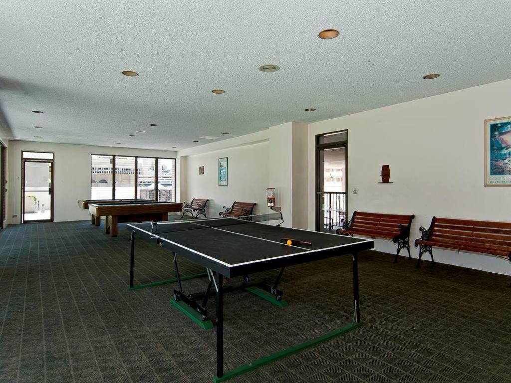 Heart Of Waikiki,1Bdrm,Free Parking, Wifi,No Resort Fees,Youtube,Netflix ! Гонолулу Екстер'єр фото